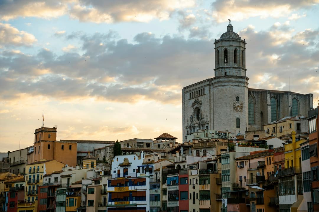 Girona gallery image 1